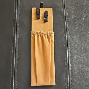 Gold velvet neckkace travel pouch